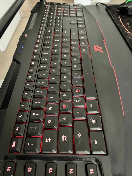 Tastatura pc , ps5 , gaming rgb
