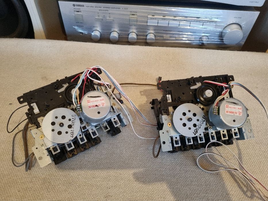 Mecanisme dubludeck Sony TC-W 200. Pentru Piese.