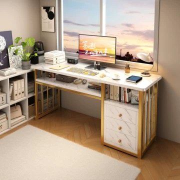 Стол для макияжа