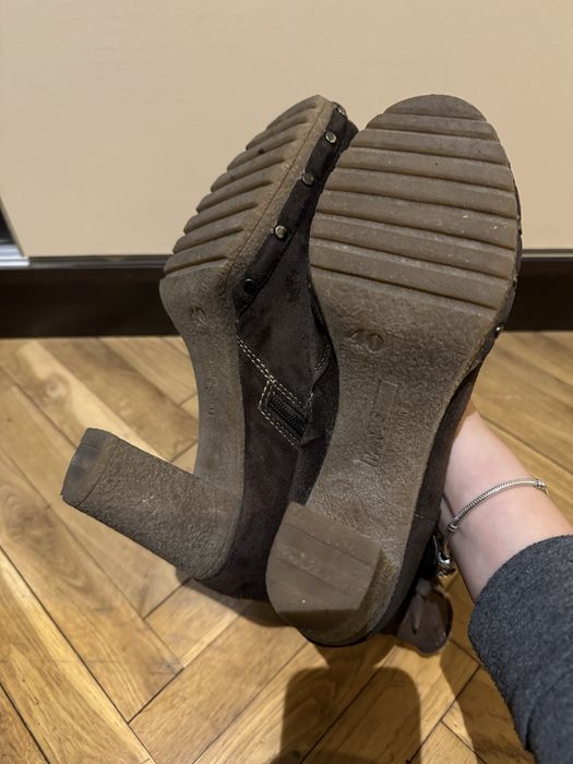 Кафяви боти на ток естествена кожа