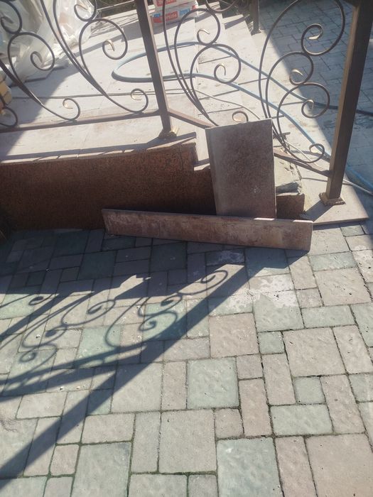Продам гранит б/у от дома под фундамент