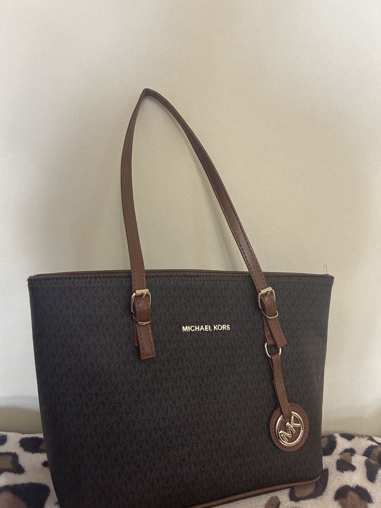 Geanta Michael Kors