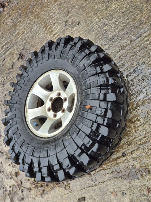 Vand jante cu anvelope 35×12,5×15 Journey Claw