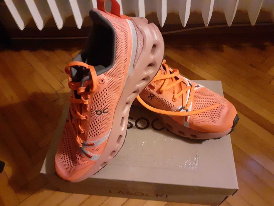 On cloud alergare 41 mărime