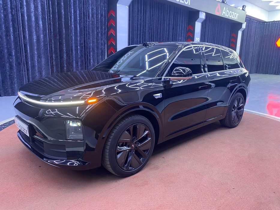 Продам Li 6 max черного цвета с оранжевым салоном