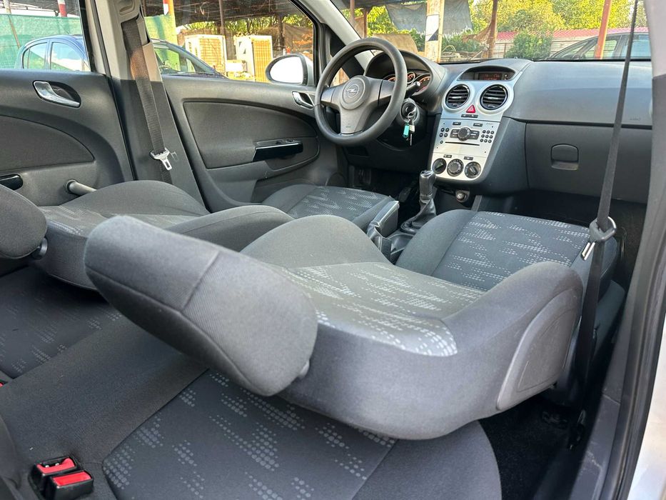 Opel Corsa D | 1.4 Benzina 87 CP | An 2012 EURO 5 | RATE | Livrare