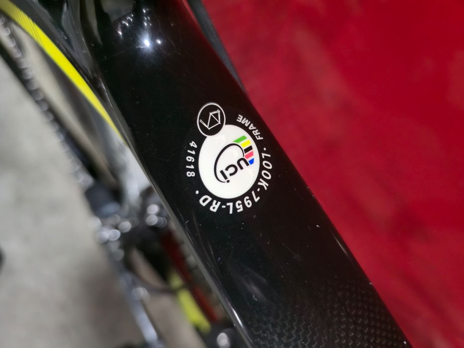 Vând Cursieră Look 795 Aerolight + Incarcator Di2 + set pinioane 11/28