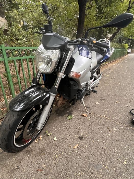 Vand motocicleta personala Suzuki GSR 600 urgent
