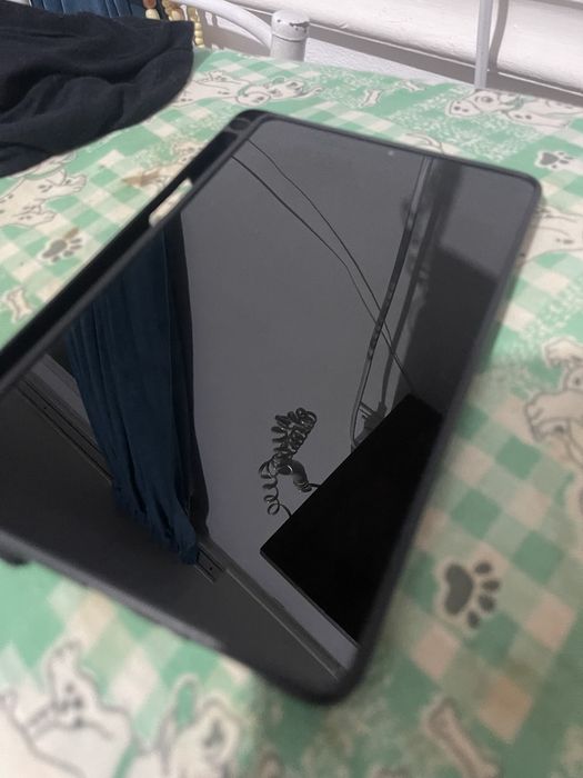 Samsung tab a 9 yaxshi xolatda