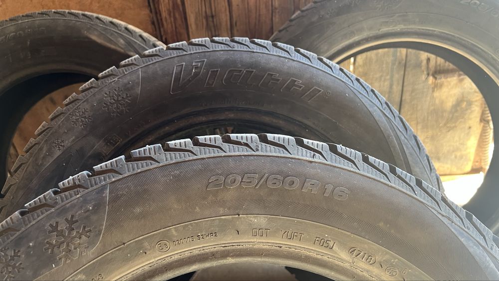 Продам Покрышку р16