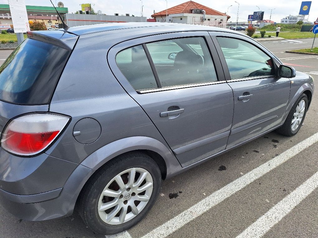 Opel Astra H urgent