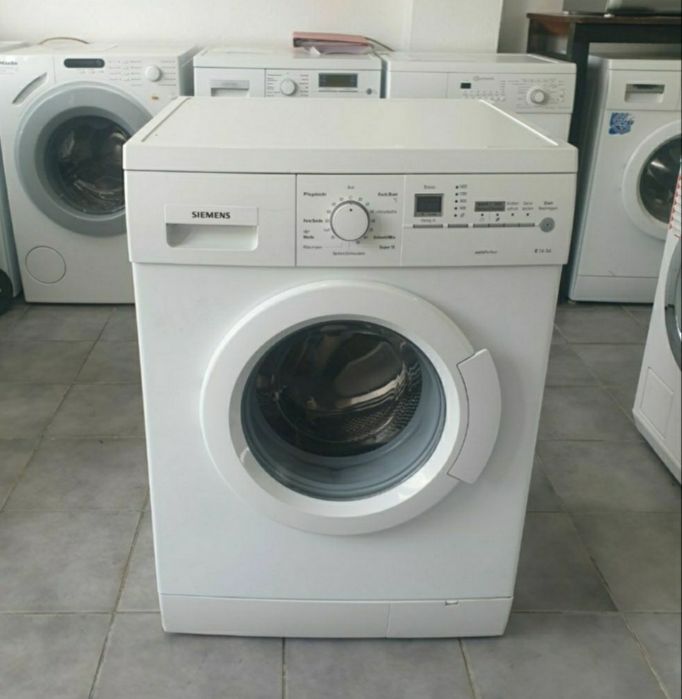 LICHIDARE DE STOC. Masina de spălat rufe Bosch  - Siemens,  300452