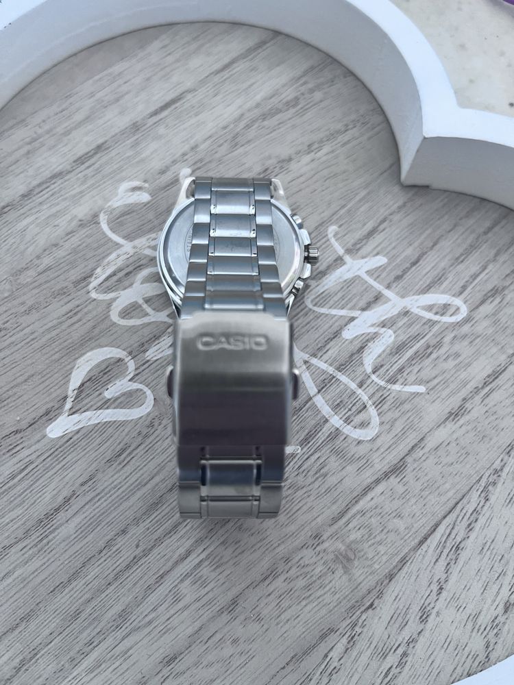 Мъжки часовник Casio MTP, нераждаема стомана. Оригинален