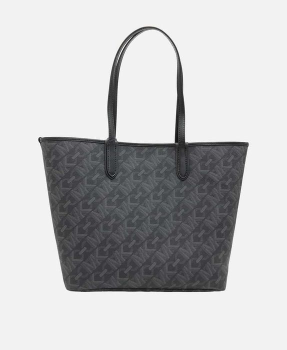 Продавам черна чанта Michael Kors тип Shopper