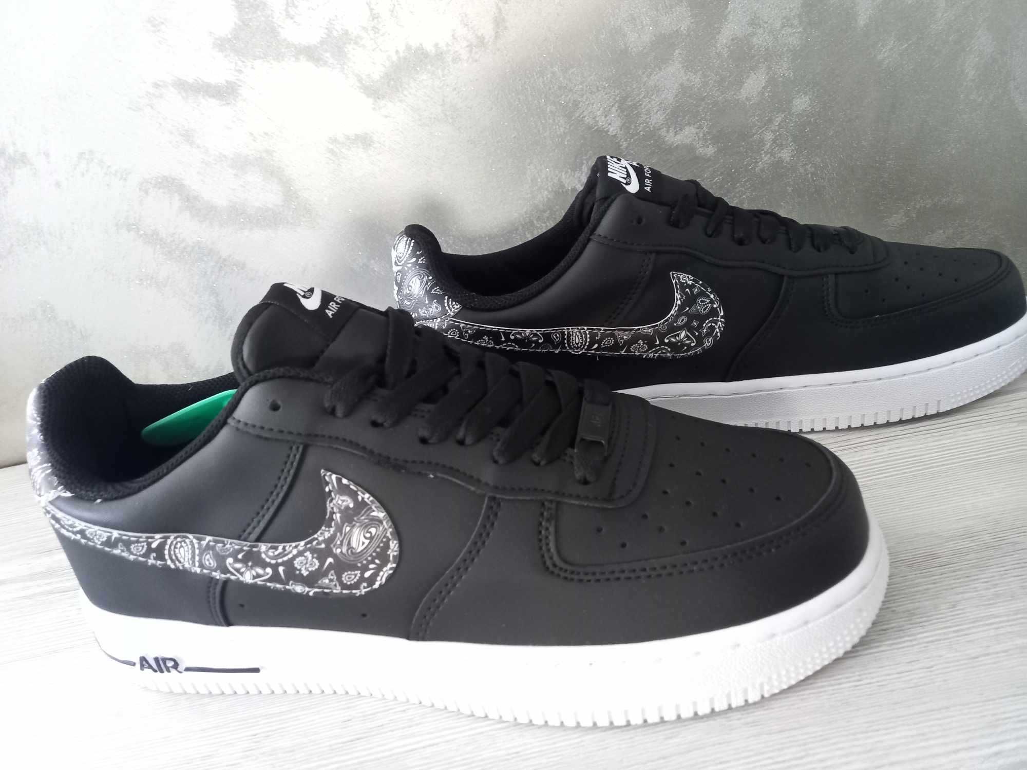 NIKE AIR FORCE 1 - маратонки номер 42