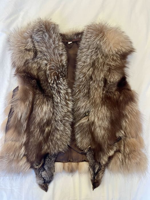 Vand vesta din blana vulpe polara