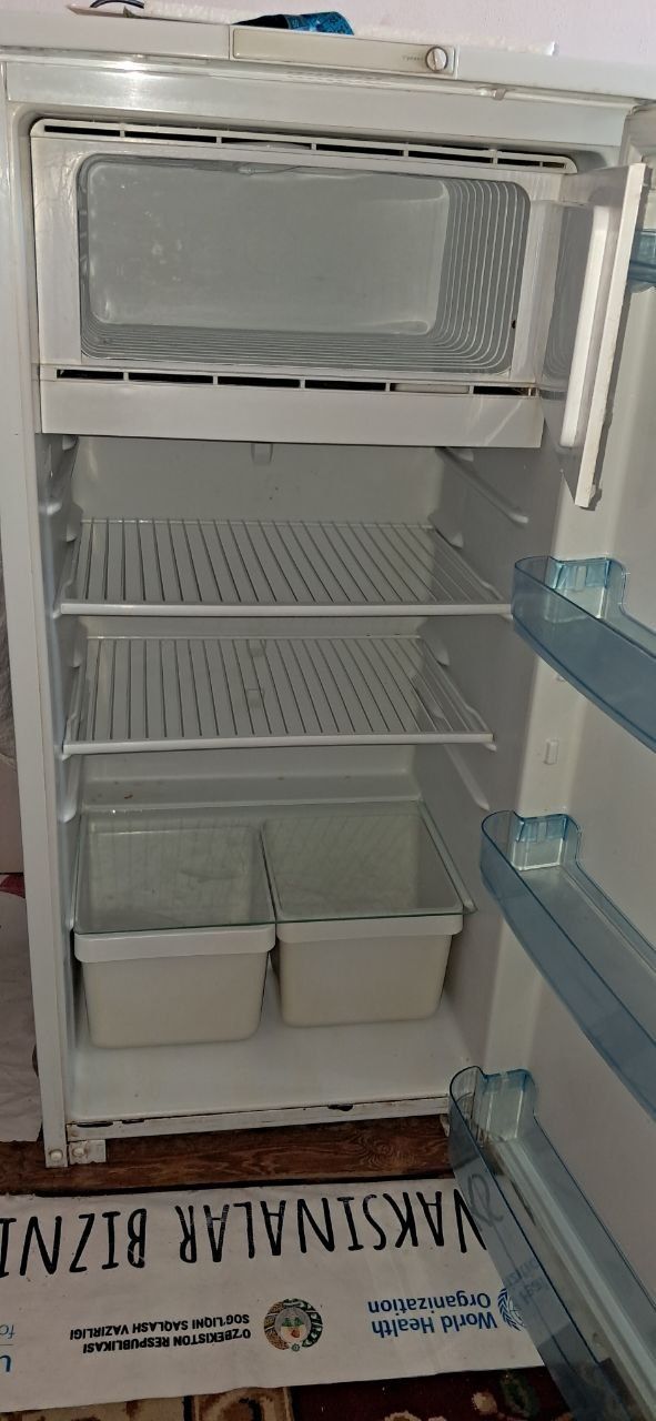 Продаётся холодильник Бирюса  в хорошим состояние
