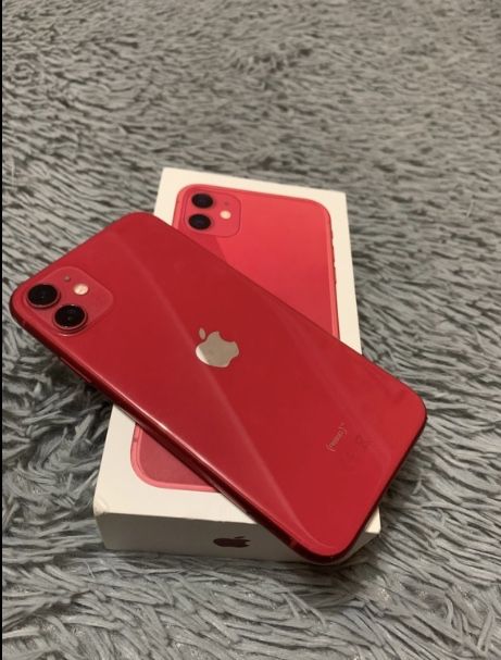 Продам IPhone 11 64G 80% Red в идеальном состянии все работает