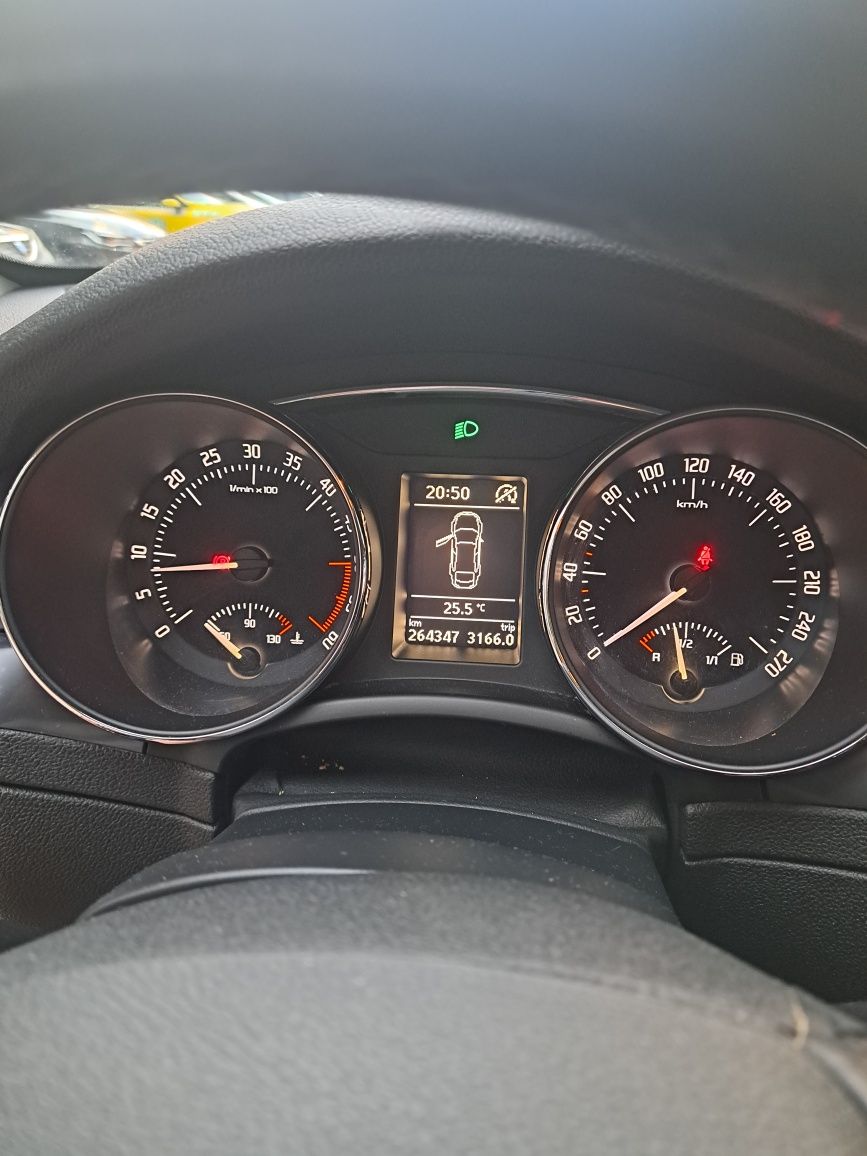 Vind Skoda superb