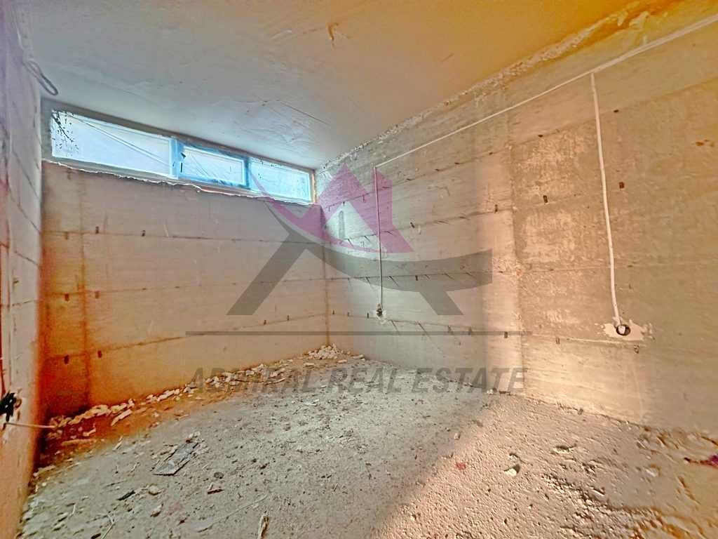 Продава се Двустаен апартамент в Варна, Възраждане 3 - 53 кв.м за 1133 €/кв.м - Снимка #4