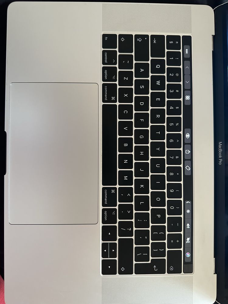 Macbook Pro 15 2017 Amd Radeon 560