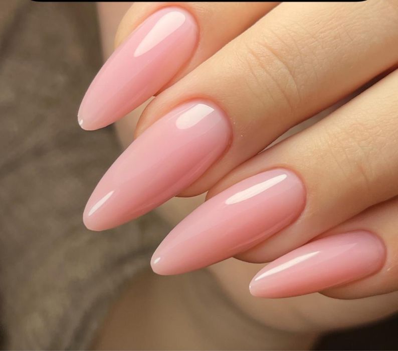 Маникюр, педикюр, наращивание ногтей