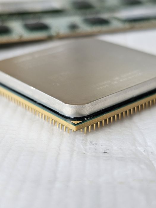 Procesor AMD phenom 2, placa video nvidia , ram ddr3 2 x 2gb