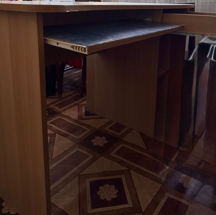 Бюро за компютър