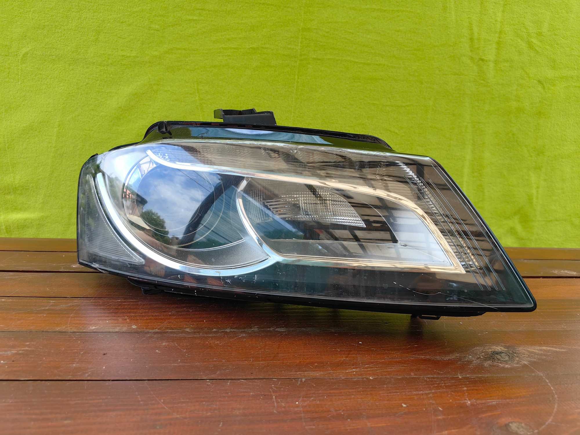 Фар за Audi A3 8p Bi-Xenon LED / Ауди А3 8п Би Ксенон ЛЕД