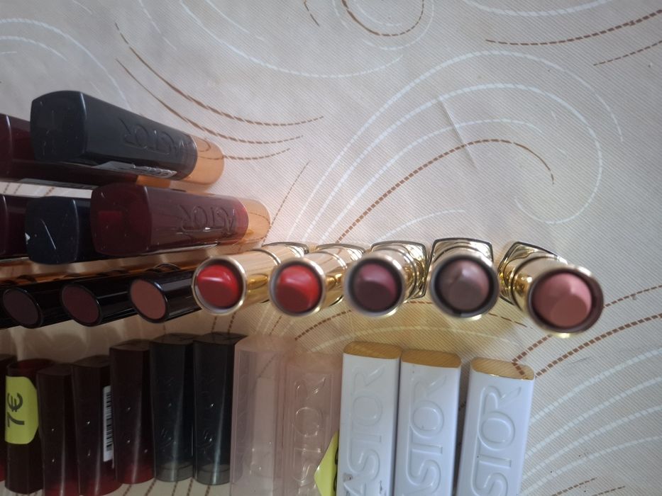 Lot 30 rujuri Astor + cadou