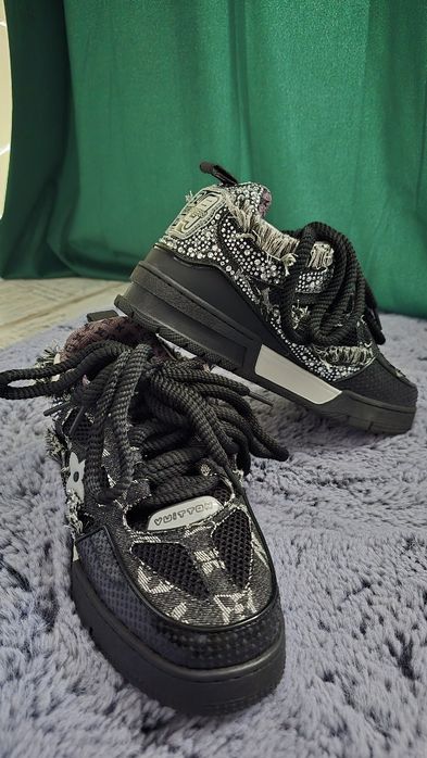 LV Skate Swarovski Monogran 42