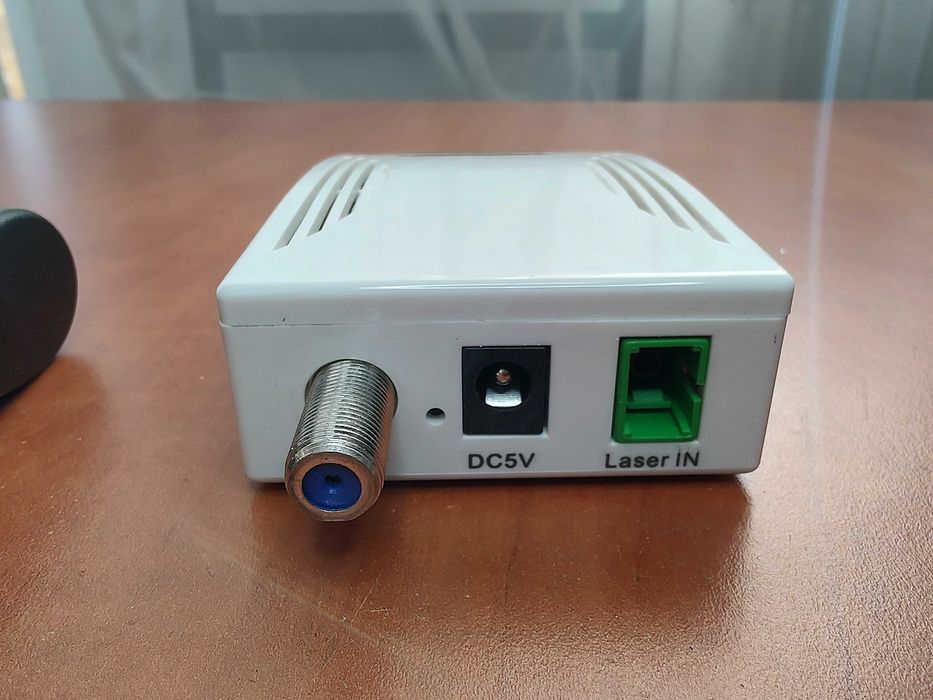 Receptor optic FTTH/CATV FWR-8610GSD FWR-1000GSD Cablu TV Fibra optica