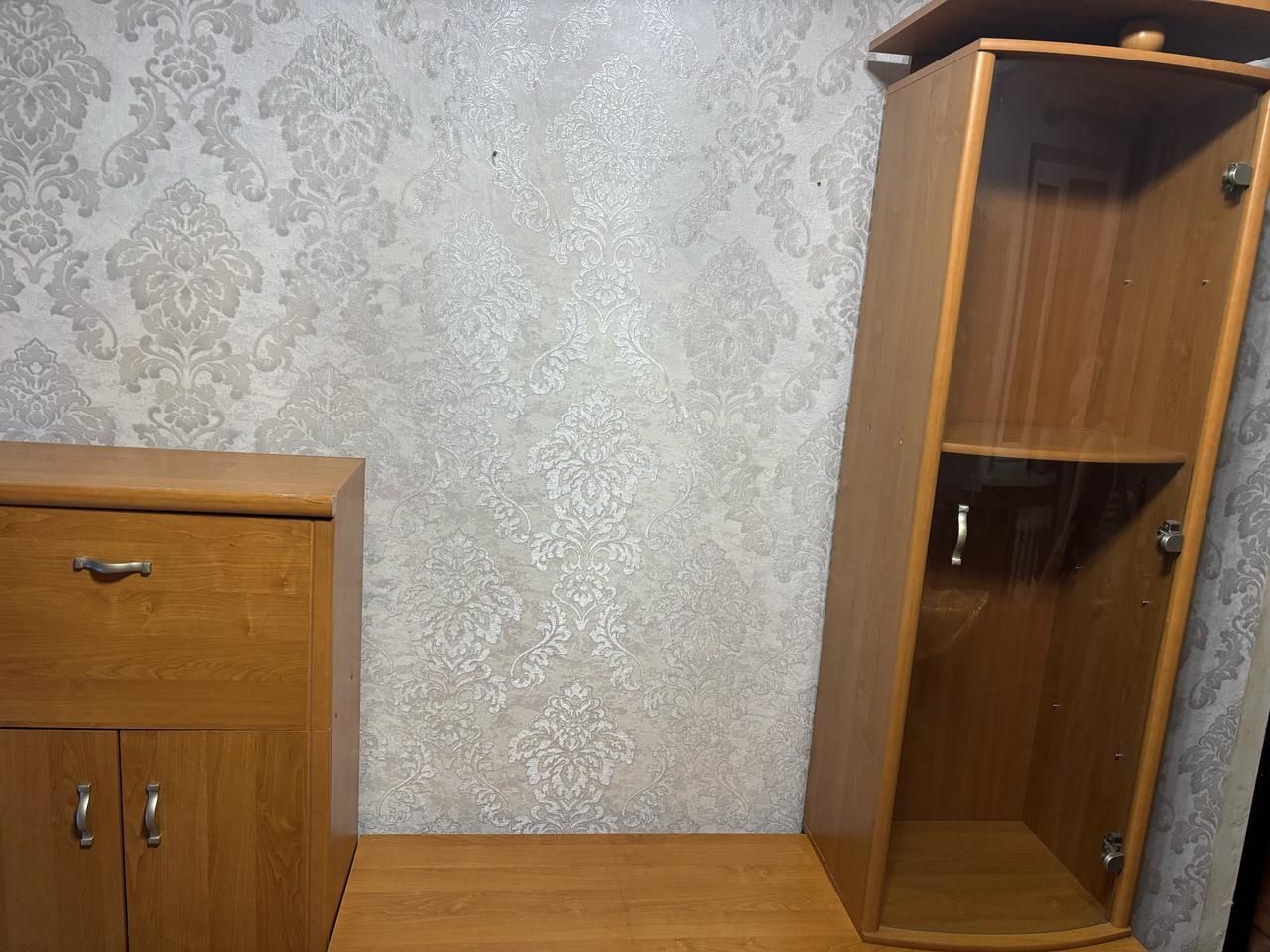 Срочно продаем стенка "Горка"