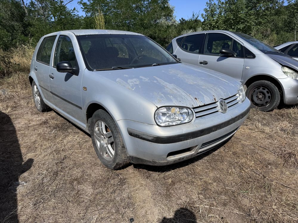 Vw Golf 4 1.6i 101hp 1999г На Части