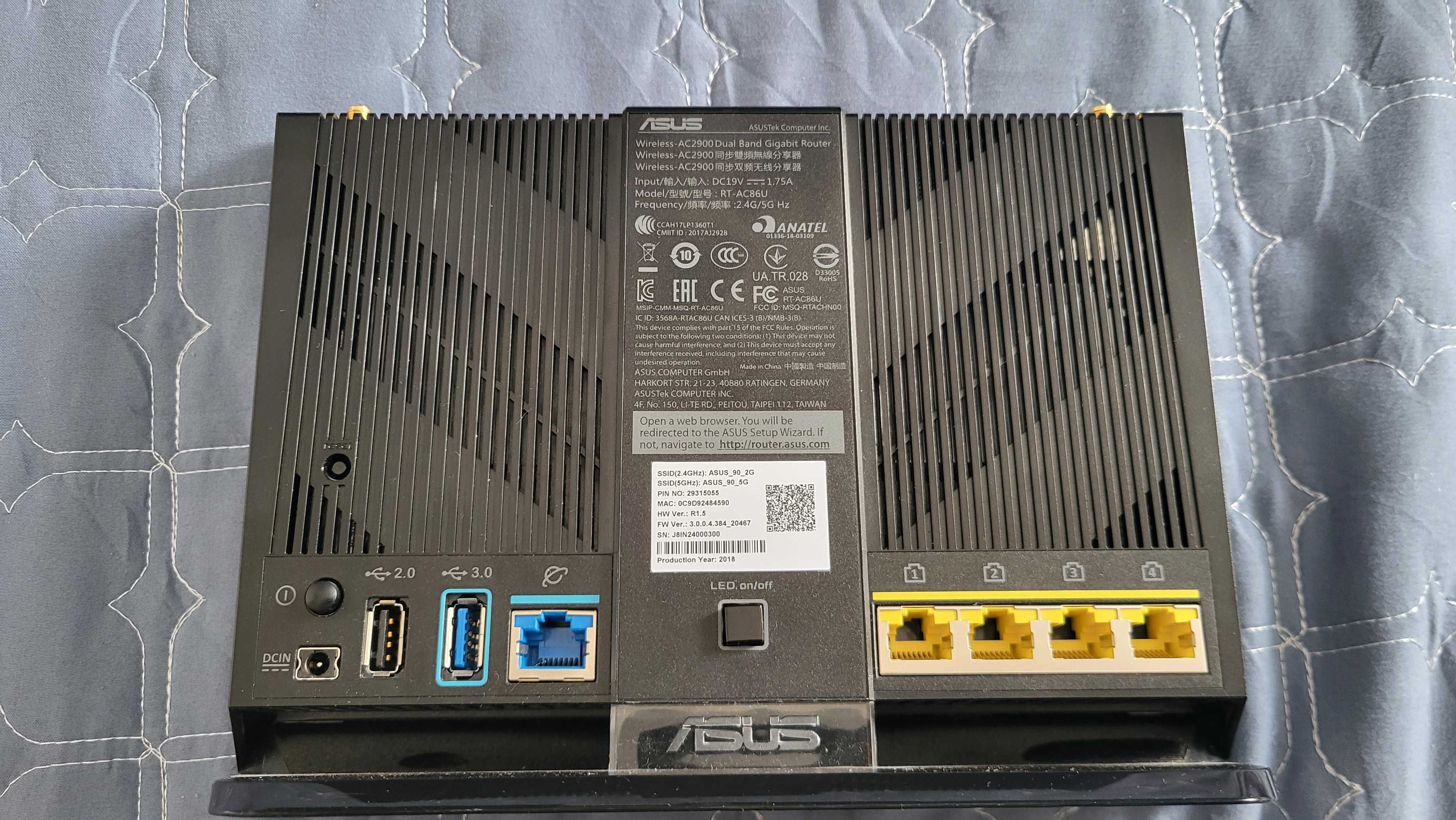 ASUS Router AC2900 de piese nu porneste