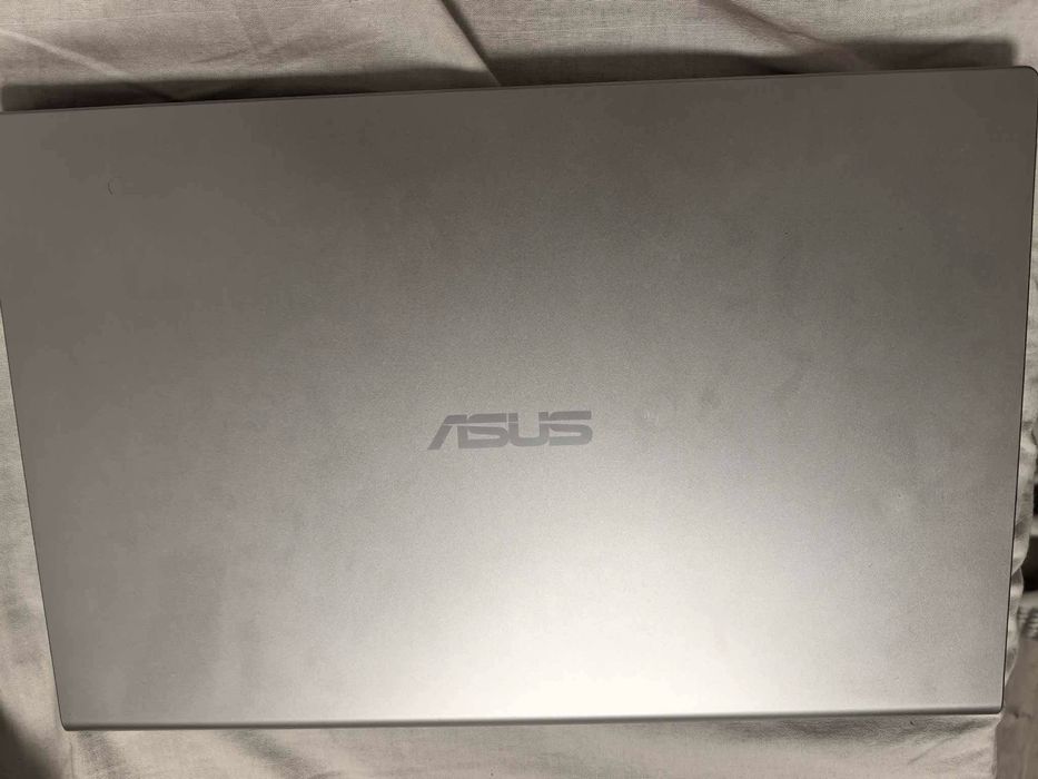 ASUS VivoBook 15 X515EA