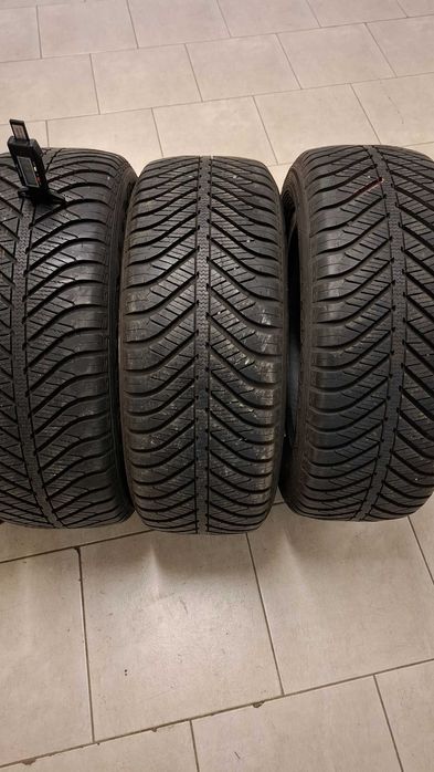 4бр всесезонни гуми GoodYear 205 55 16
