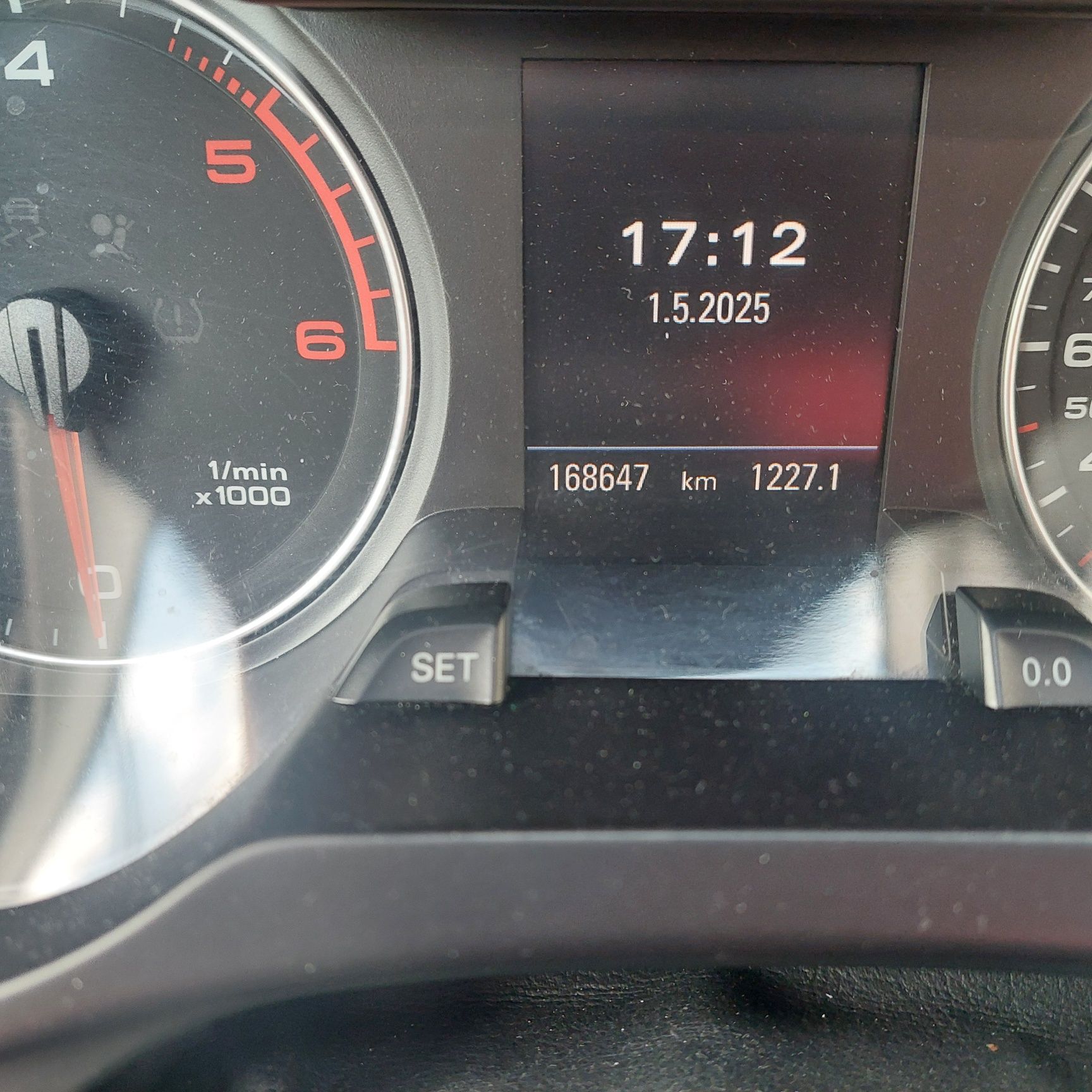 Vand AUDI A4 B8 2010
