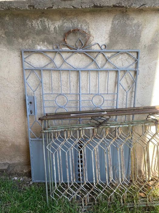 Гражна врата, дворна порта и врата и оградни пана