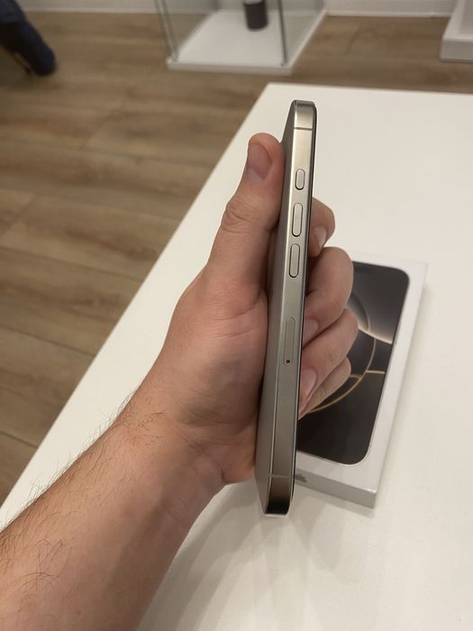 iPhone 16 pro 128GB Natural impecabil!