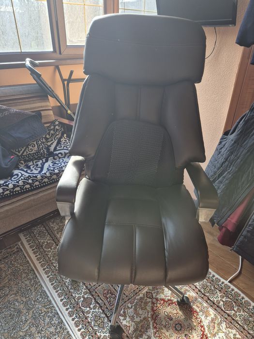 Продам кресло б/у