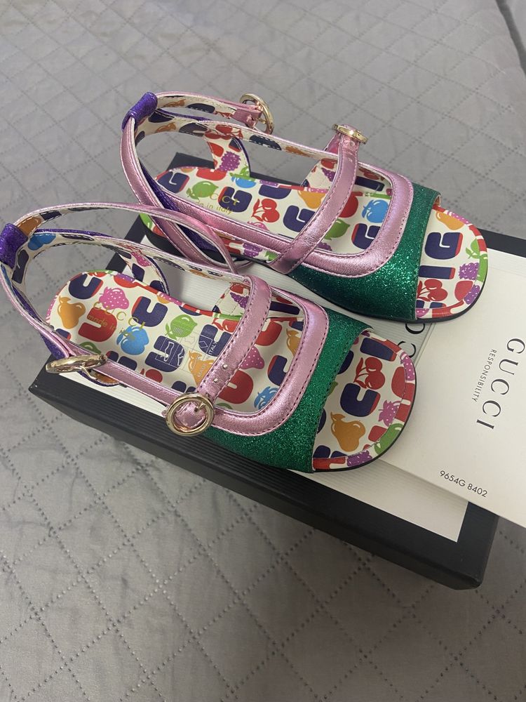 Sandale Gucci 25