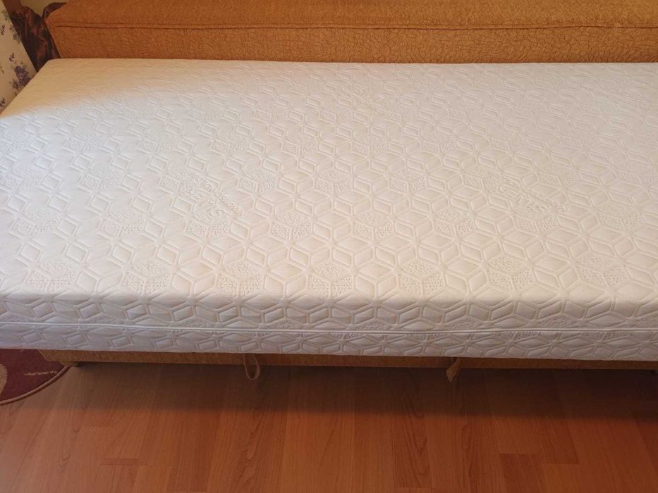 Vand saltea pat  190/90/20