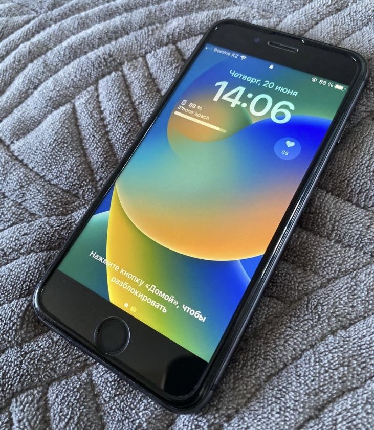 iPhone 8 на 64 ГИ