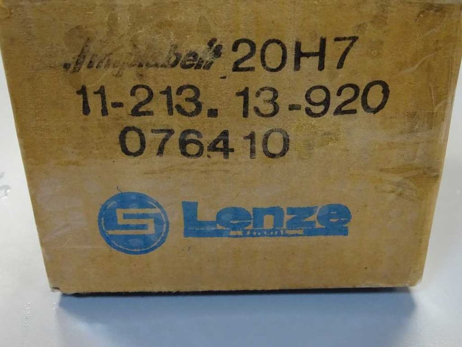 Вариаторна шайба Lenze 13-920 variable speed pulley 20H7 Ф130/Ф20