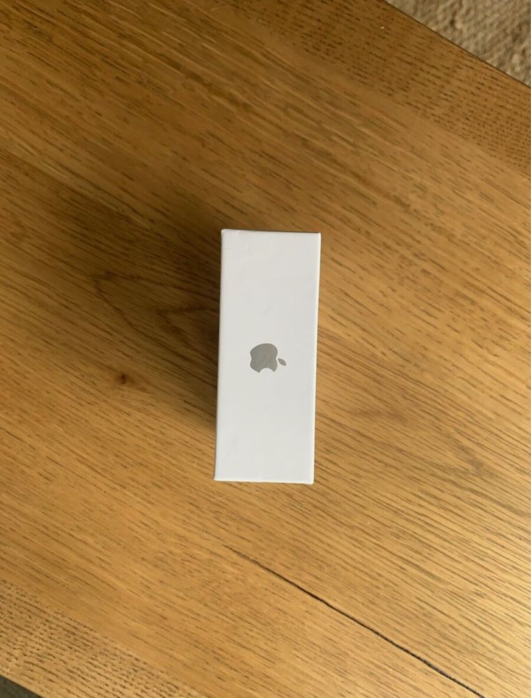 AirPods 4 ( Noise Cancellation )