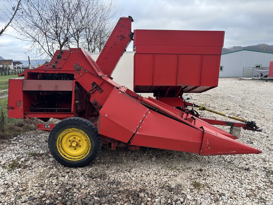 Culegatoare porumb zmaj 224 an fab 2004