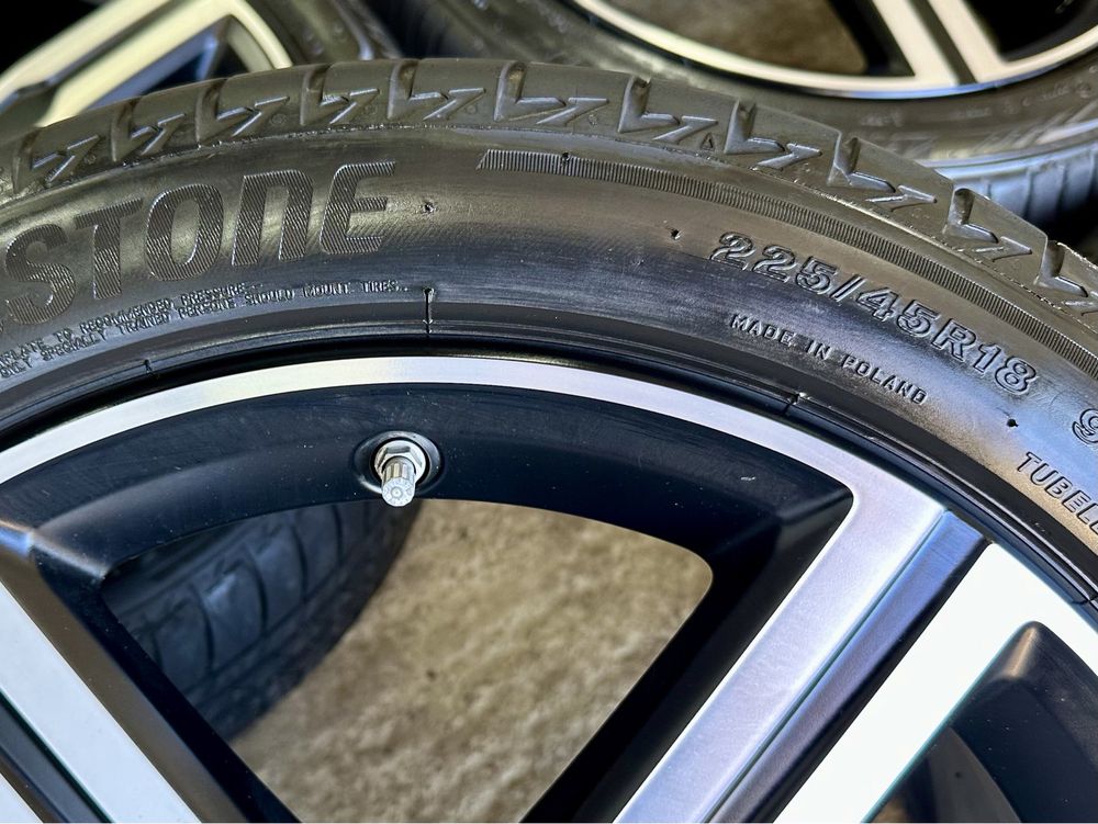 Джанти с гуми 18ц от Mercedes CLA  C118