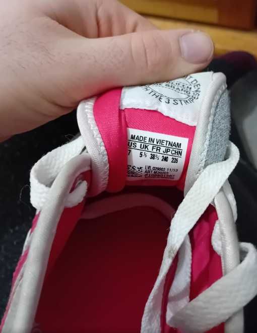 Оригинални кецове Adidas