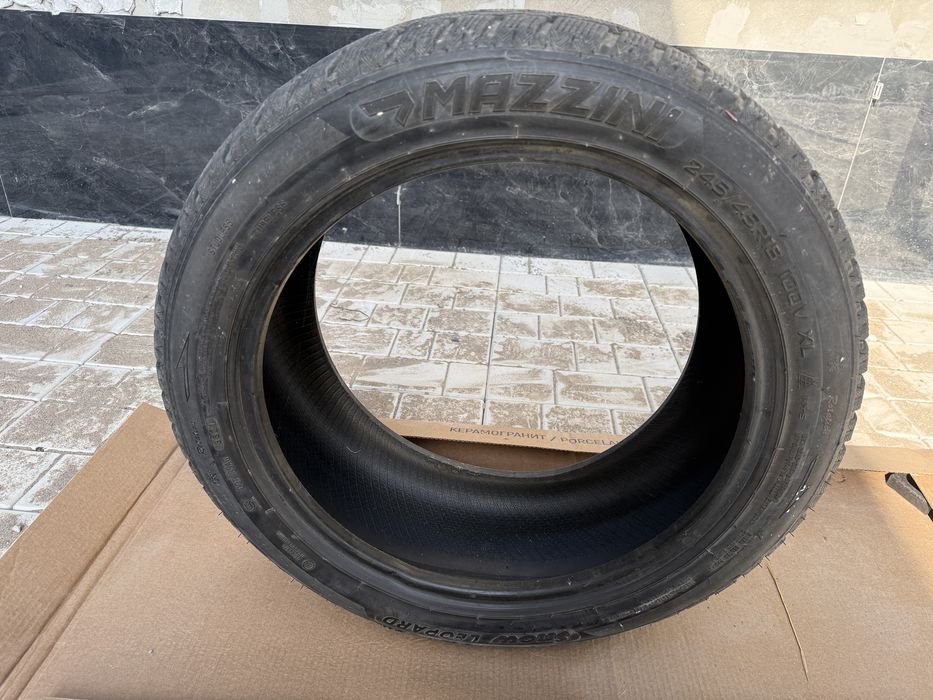 Продается балон245/45 r18 4 штуки